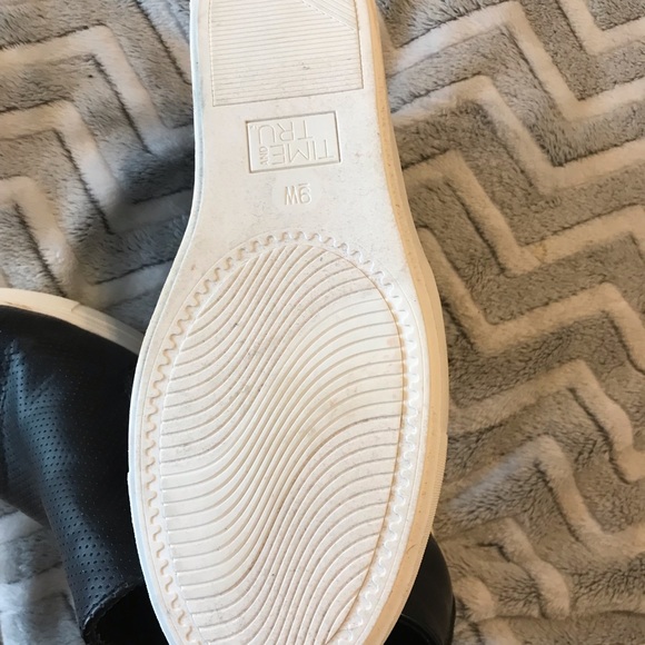 Time & Tru ankle sneakers - Picture 4 of 6